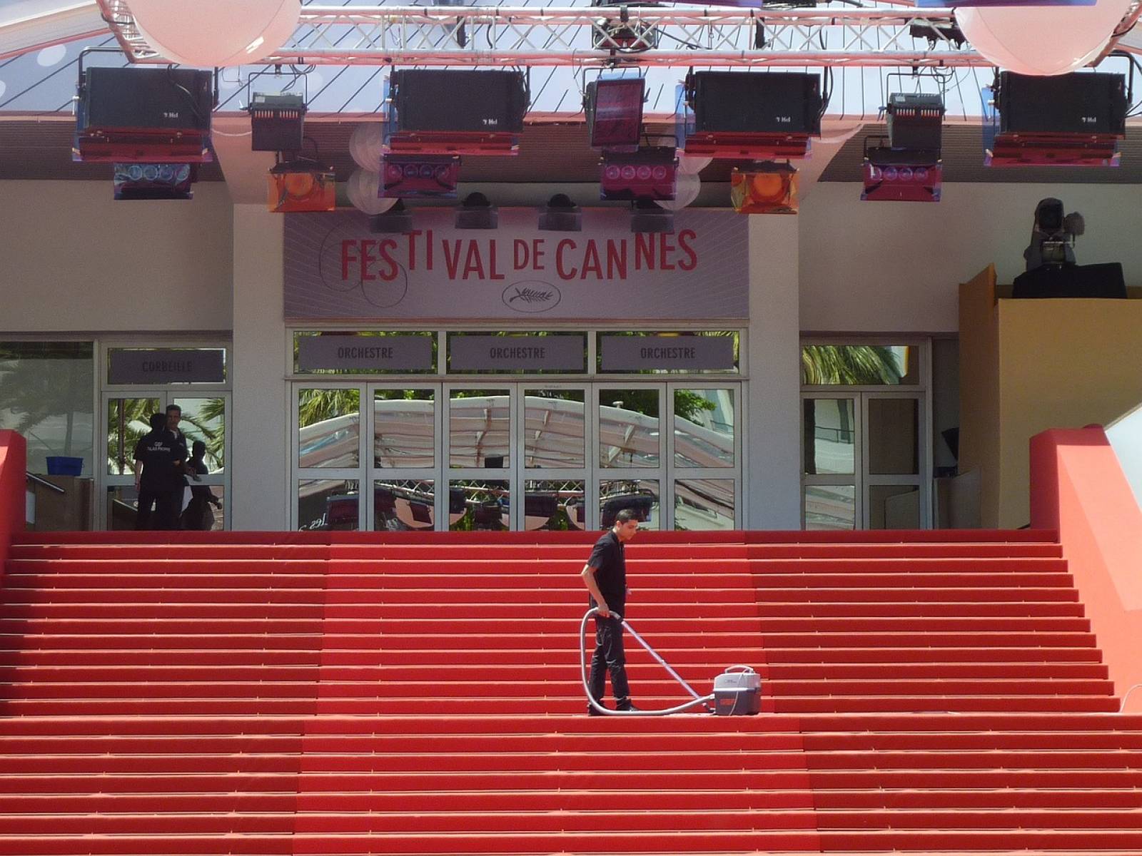 Réserver un taxi boat pour le Festival de Cannes
